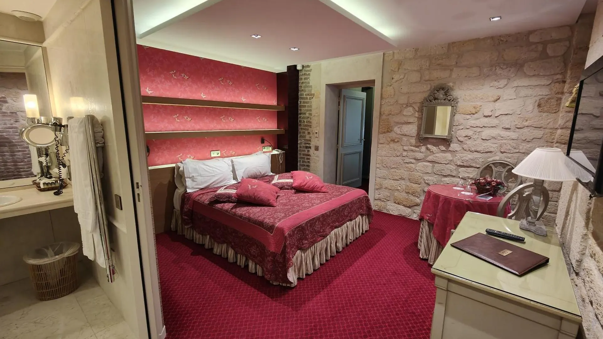 Le Relais Medicis Hotel Paris France